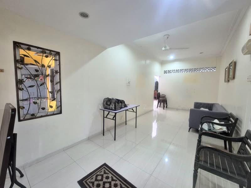 Rumah Teres 1-Tingkat untuk Dijual di Taman Petaling (Klang) - Keyn Aziz - PropertyGuru.com.my