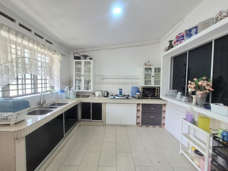Rumah Teres 1-Tingkat untuk Dijual di Taman Petaling (Klang) - Keyn Aziz - PropertyGuru.com.my