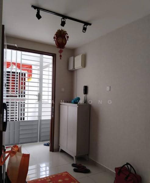 Kediaman Servis untuk Dijual di The Garden Residences - Jean Wong - Entrance - PropertyGuru.com.my