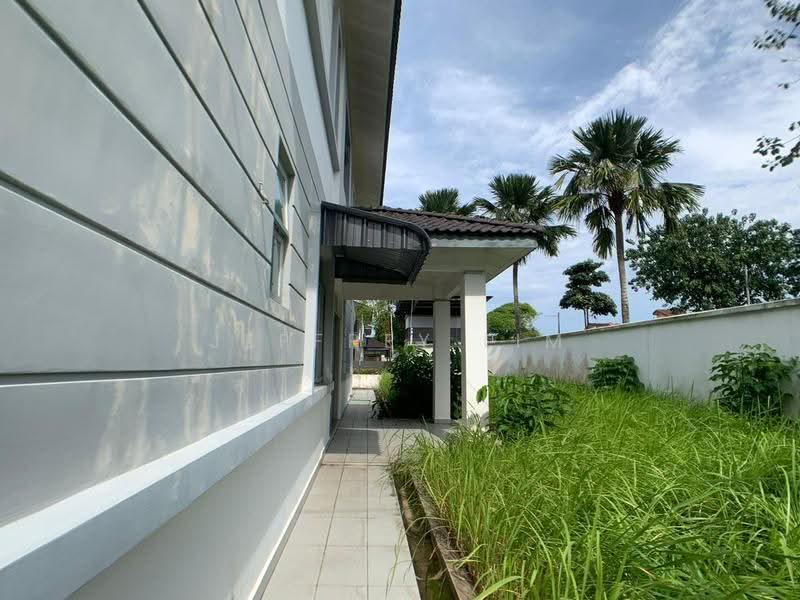 Rumah Teres untuk Dijual di Taman Molek (Johor Bahru) - Jeffrey Lim - Exterior - PropertyGuru.com.my