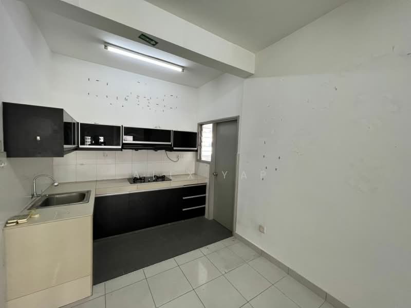 Kondominium untuk Dijual di Ivory Residence - Alex Yap - Kitchen - PropertyGuru.com.my