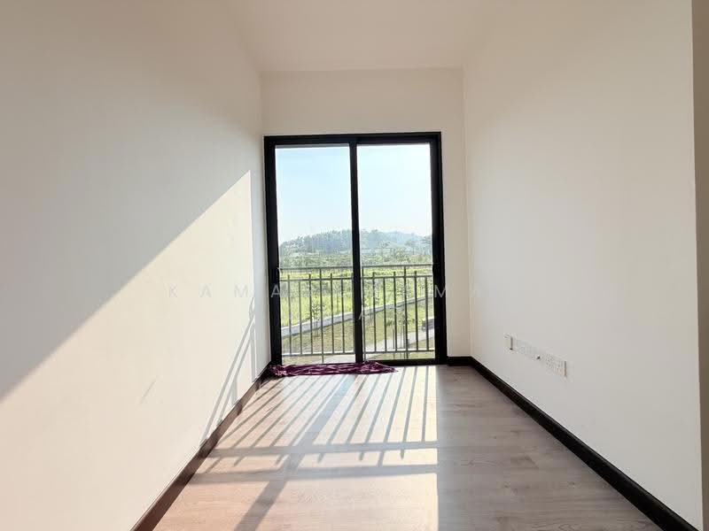 Terraced House for Sale in Elmina (Shah Alam) - Kamaruzaman Omar - Balcony - PropertyGuru.com.my