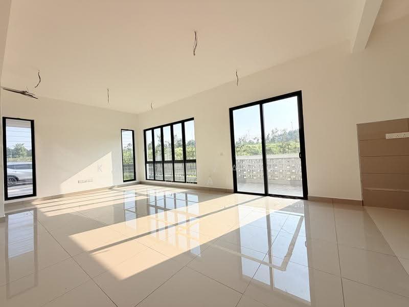 Terraced House for Sale in Elmina (Shah Alam) - Kamaruzaman Omar - Living Room - PropertyGuru.com.my