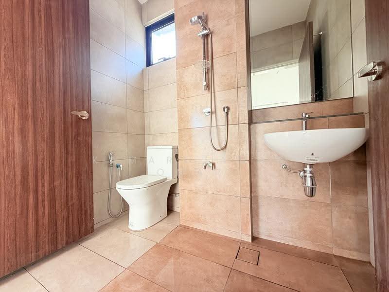 Terraced House for Sale in Elmina (Shah Alam) - Kamaruzaman Omar - Bathroom - PropertyGuru.com.my