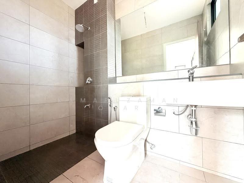 Terraced House for Sale in Elmina (Shah Alam) - Kamaruzaman Omar - Bathroom - PropertyGuru.com.my