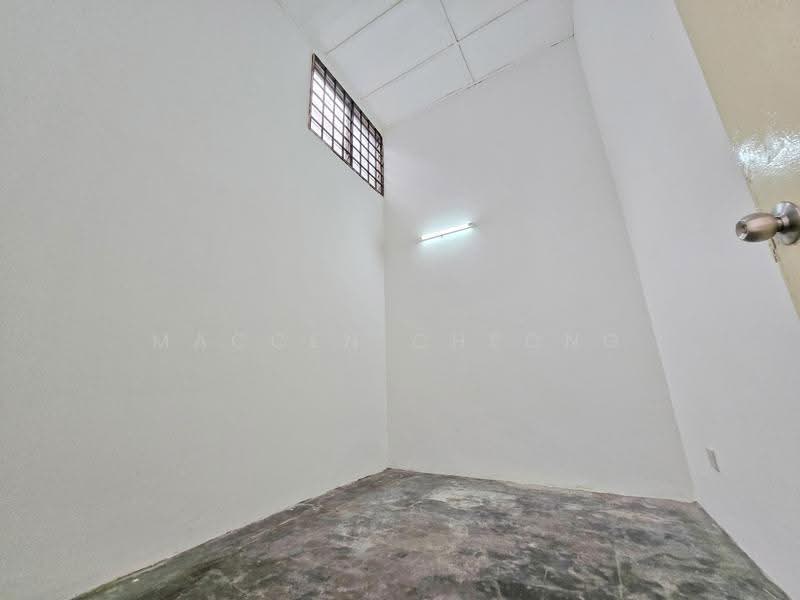 1-storey Terraced House for Sale in Taman Alam Megah (Shah Alam) - Maccen Cheong - Interior - PropertyGuru.com.my