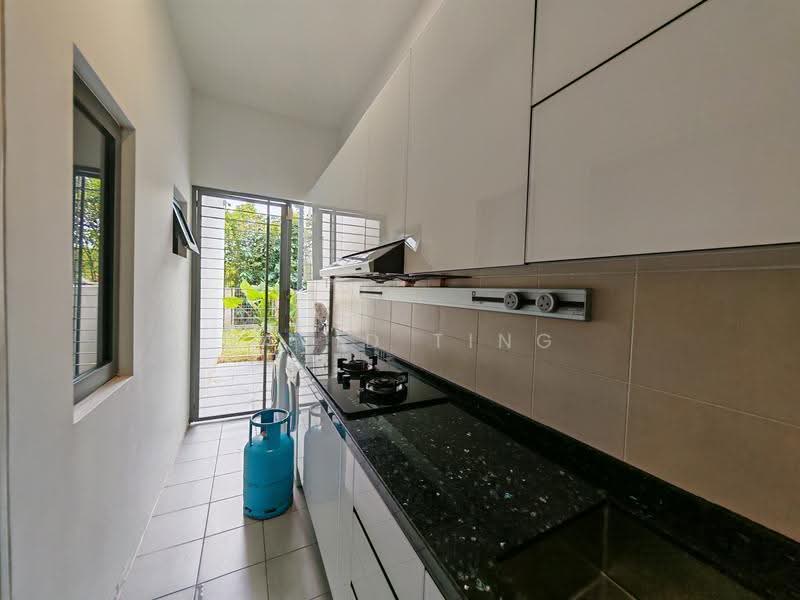 3-storey Terraced House for Rent in Lake Fields (Sungai Besi) - David Ting - Kitchen - PropertyGuru.com.my