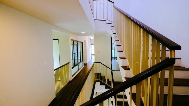 Semi-Detached House for Sale in Ukay Perdana (Ulu Kelang) - Aimi Mahirah - Corridor - PropertyGuru.com.my