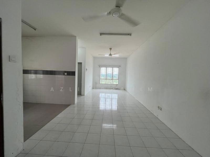 Apartment for Sale at Villa Tropika - Azli Ibrahim - Living Room - PropertyGuru.com.my