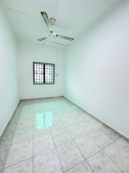 Rumah Teres 2-Tingkat untuk Dijual di Taman Bukit Tiram (Ulu Tiram) - Win Lim - Interior - PropertyGuru.com.my
