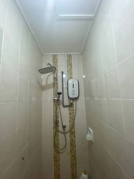 Rumah Teres 2-Tingkat untuk Disewa di Shah Alam (Selangor) - Edmizi Othman - Bathroom - PropertyGuru.com.my
