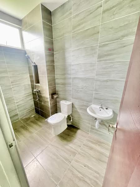 Rumah Kluster untuk Dijual di Skudai (Johor) - Kym Kee - Bathroom - PropertyGuru.com.my