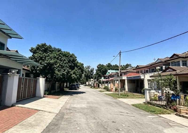 2-storey Terraced House for Sale in Pandan Perdana (Cheras) - Rashidah Juremi - Exterior - PropertyGuru.com.my