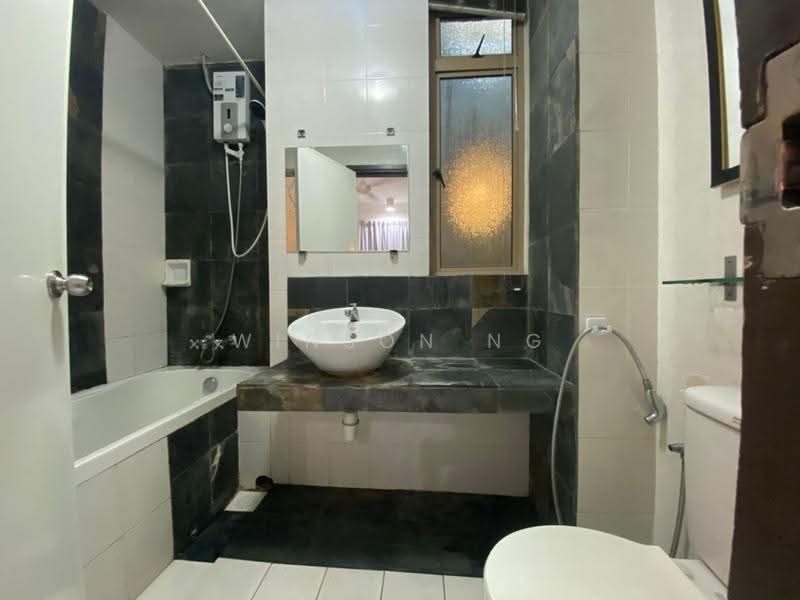 Kediaman Servis untuk Disewa di Ritze Perdana 1 - Winson Ng - Bathroom - PropertyGuru.com.my