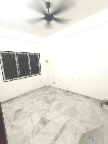 Apartment for Rent at Pangsapuri Seri Jasa - Brandon Yee - Interior - PropertyGuru.com.my