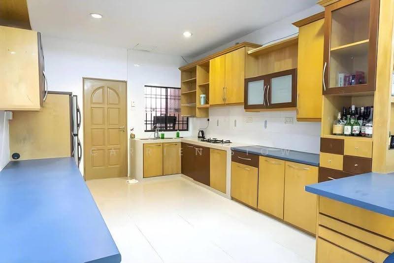 Bungalow House untuk Dijual di Taman Melodies (Johor Bahru) - Carrien Siow - Kitchen - PropertyGuru.com.my