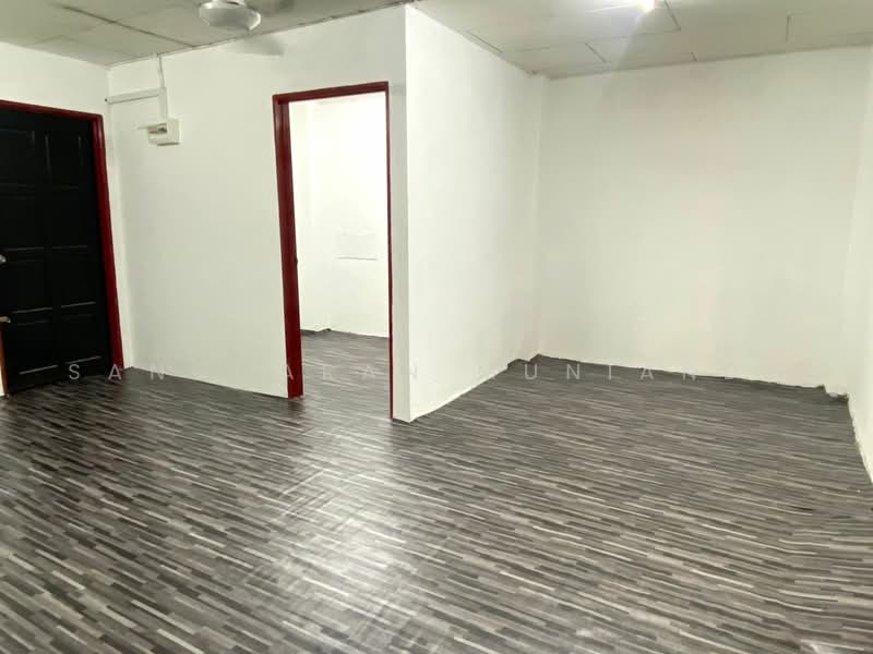 Shop / Office for Sale in Kulim (Kedah) - Sanggaran Muniandy - Interior - PropertyGuru.com.my