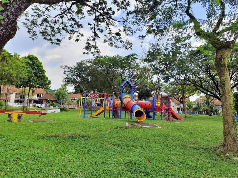 Semi-Detached House for Sale in Sungai Buloh (Selangor) - Bee Kim - Exterior - PropertyGuru.com.my