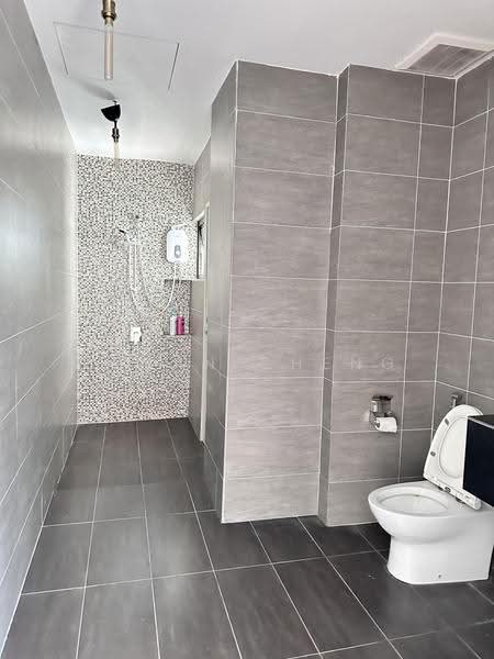 Pejabat untuk Disewa di Bukit Jalil (Kuala Lumpur) - Bryan Cheng - Bathroom - PropertyGuru.com.my