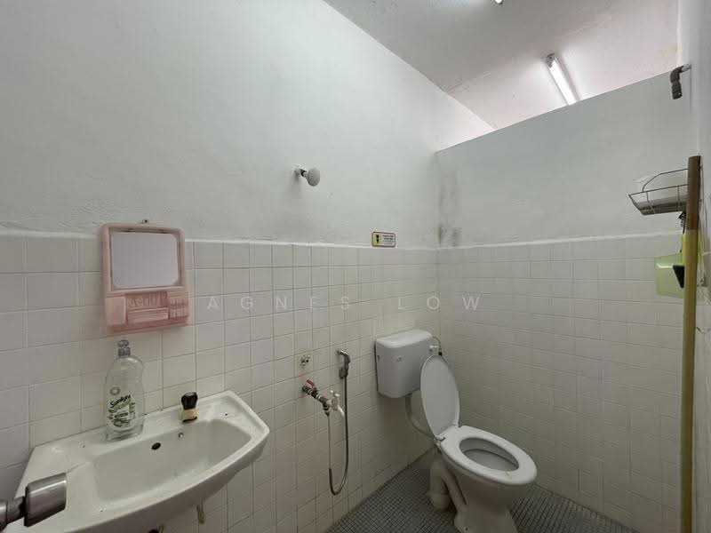 Office for Rent in Taman Universiti (Skudai) - Agnes Low - PropertyGuru.com.my