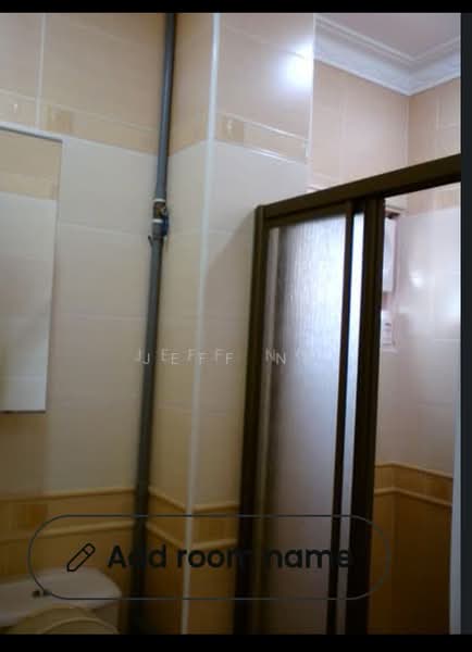 Pangsapuri untuk Dijual di Putra Apartment - Jeff Ng - Bathroom - PropertyGuru.com.my