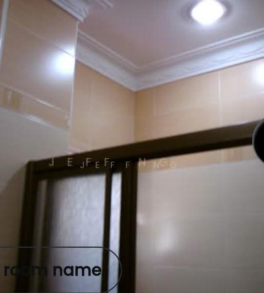 Pangsapuri untuk Dijual di Putra Apartment - Jeff Ng - Bathroom - PropertyGuru.com.my