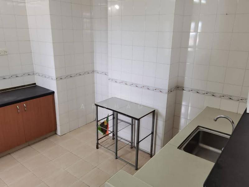 Apartment for Sale at Aster Court - Arshad . - Kitchen - PropertyGuru.com.my