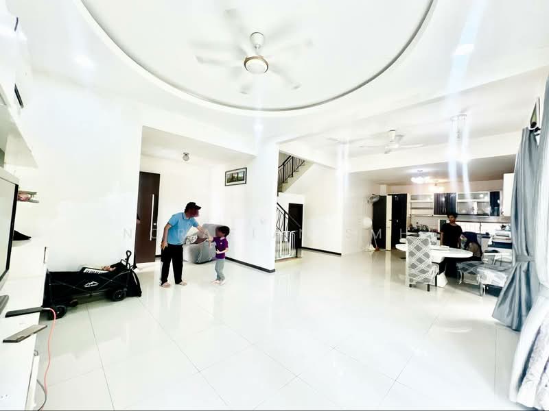 Semi-Detached House for Sale in Taman Tropika 2 (Kajang) - Norafian SMH - Living Room - PropertyGuru.com.my