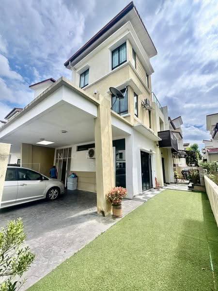 Semi-Detached House for Sale in Taman Tropika 2 (Kajang) - Norafian SMH - Exterior - PropertyGuru.com.my