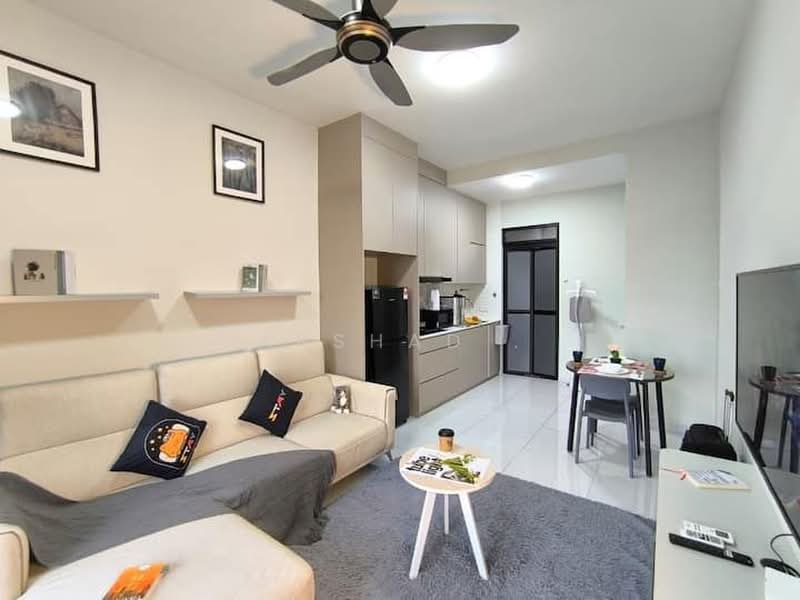 Kediaman Servis untuk Dijual di Sky Trees - Arshad . - Living Room - PropertyGuru.com.my