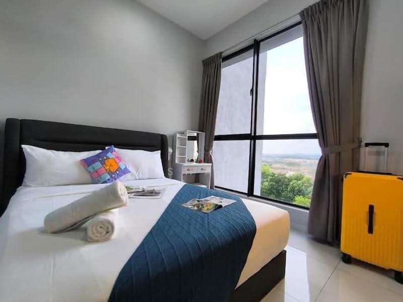 Kediaman Servis untuk Dijual di Sky Trees - Arshad . - Bedroom - PropertyGuru.com.my