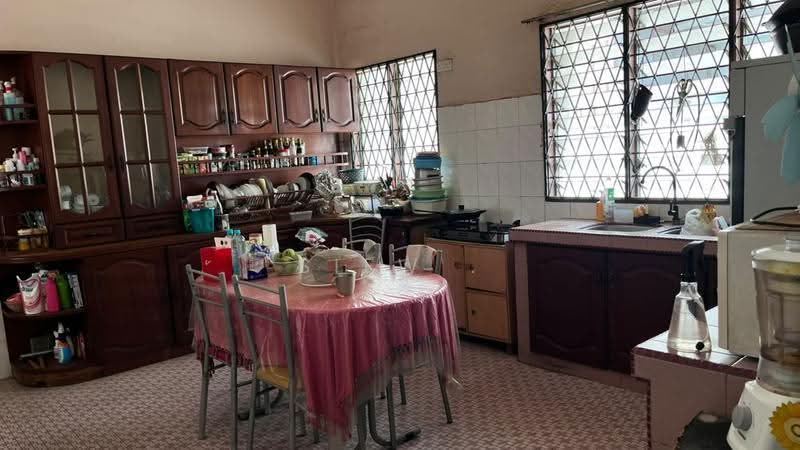 Bungalow House untuk Dijual di Bukit Kuda (Klang) - Siew . - Kitchen - PropertyGuru.com.my