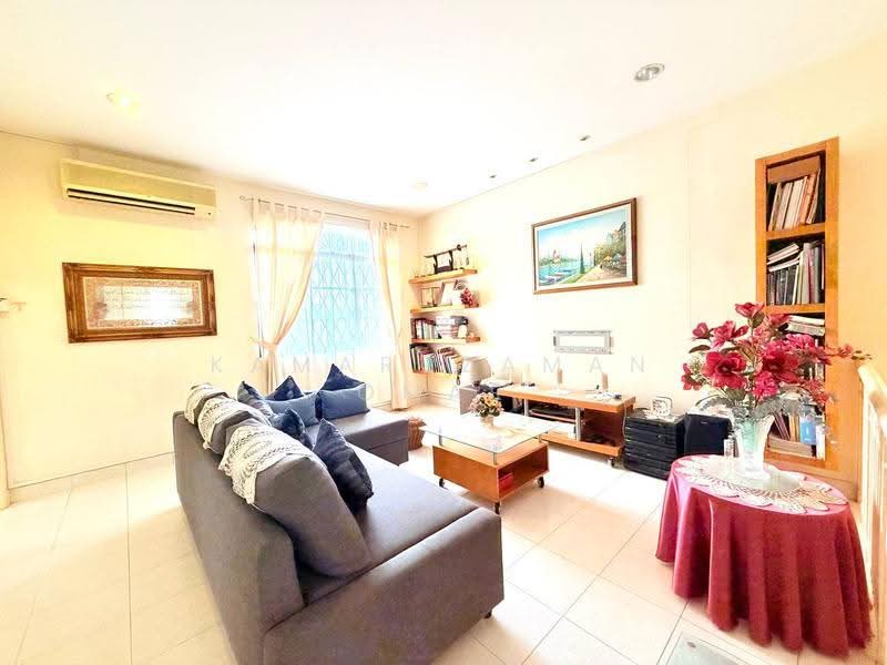 Semi-Detached House for Sale in Taman Bukit Mewah (Kajang) - Kamaruzaman Omar - Living Room - PropertyGuru.com.my