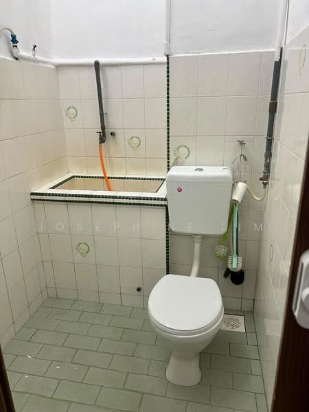 Flat for Rent at Taman Tun Hussein Onn - Josephine Lim - Bathroom - PropertyGuru.com.my