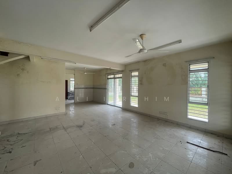 2-storey Terraced House for Sale in Bandar Seri Putra (Bangi) - Azli Ibrahim - Interior - PropertyGuru.com.my