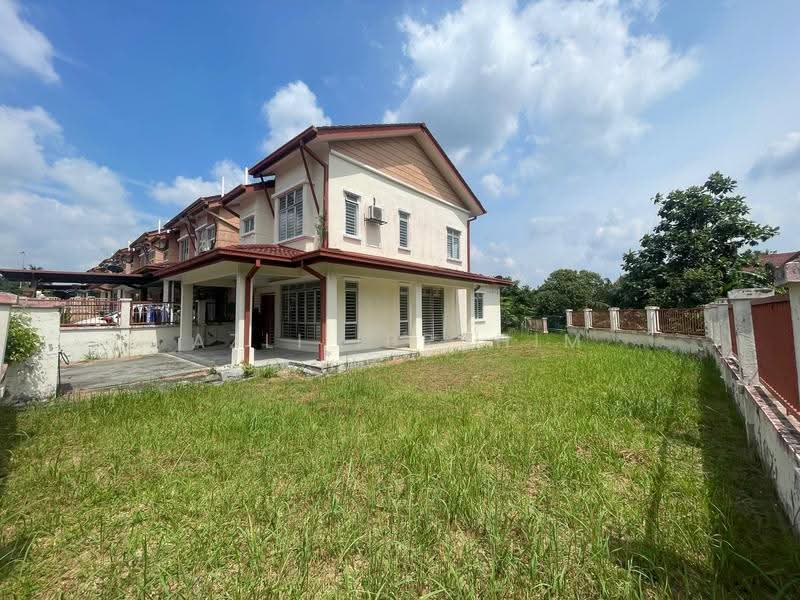2-storey Terraced House for Sale in Bandar Seri Putra (Bangi) - Azli Ibrahim - Exterior - PropertyGuru.com.my
