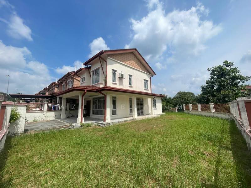 2-storey Terraced House for Sale in Bandar Seri Putra (Bangi) - Azli Ibrahim - Exterior - PropertyGuru.com.my