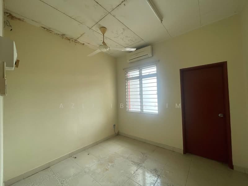 2-storey Terraced House for Sale in Bandar Seri Putra (Bangi) - Azli Ibrahim - Interior - PropertyGuru.com.my