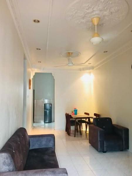 Rumah Teres 1-Tingkat untuk Dijual di Taman Bukit Galena (Seremban) - Azrul Othman - Living Room - PropertyGuru.com.my