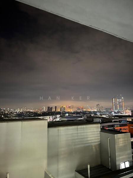Kediaman Servis untuk Dijual di SetiaWalk - Han Ker - View - PropertyGuru.com.my