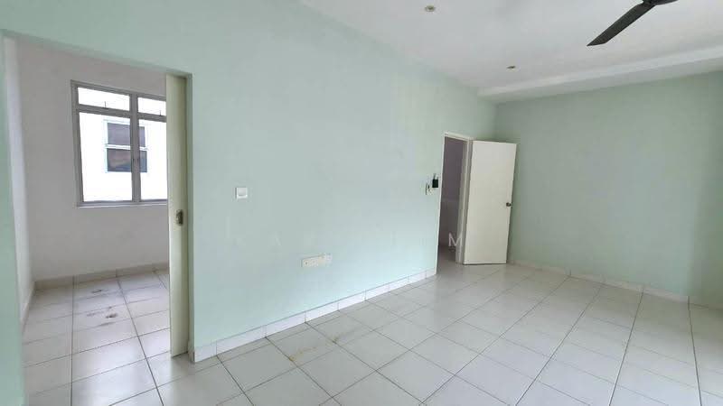 2-storey Terraced House for Sale in Taman Nusa Idaman (Iskandar Puteri (Nusajaya)) - Karl Lim - Living Room - PropertyGuru.com.my