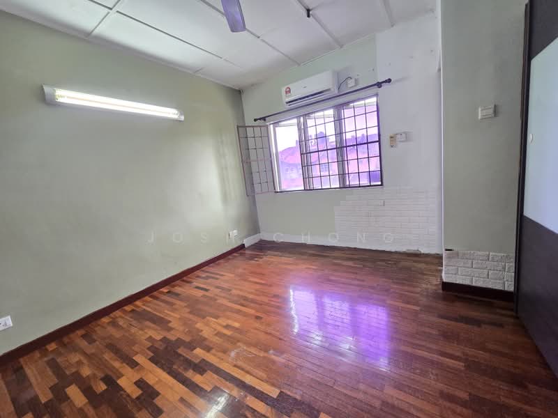 Rumah Teres 2-Tingkat untuk Dijual di TAMAN PUCHONG UTAMA (Puchong) - Josh Chong - Interior - PropertyGuru.com.my