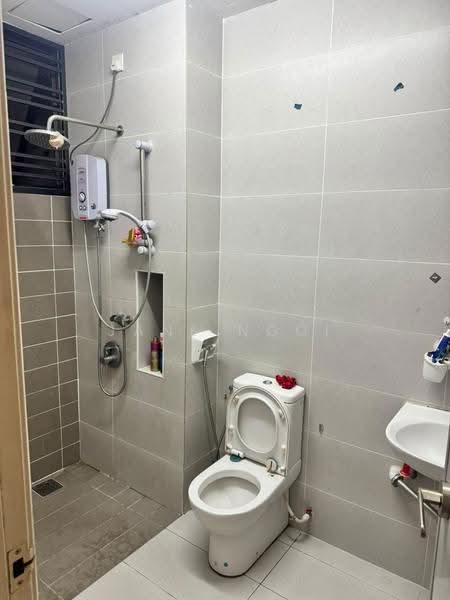 Condominium for Sale at PARC Regency (Residensi Masai) - Jane Ngoi - Bathroom - PropertyGuru.com.my