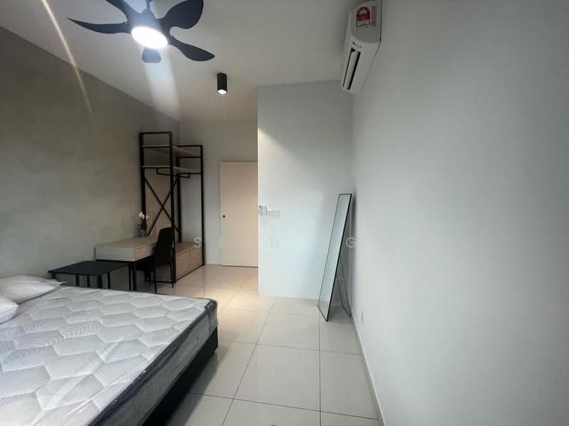 Kediaman Servis untuk Dijual di Parc 3 - Sean Ng - Bedroom - PropertyGuru.com.my