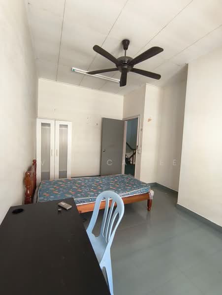 Rumah Teres 2-Tingkat untuk Disewa di Shah Alam (Selangor) - Valesca Tee - Bedroom - PropertyGuru.com.my