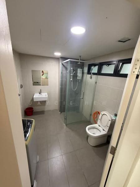 Kediaman Servis untuk Disewa di Solstice @ Pan'gaea - Jaycie Hew - Bathroom - PropertyGuru.com.my