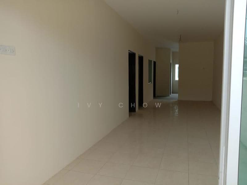 Rumah Teres 1-Tingkat untuk Dijual di Kulai (Johor) - Ivy Chow - Corridor - PropertyGuru.com.my