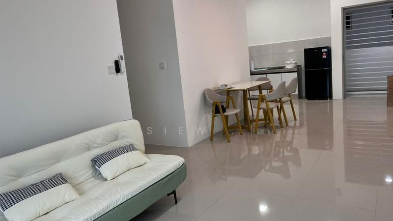 Service Residence for Rent at Taman Lestari Perdana - Siew . - Living Room - PropertyGuru.com.my