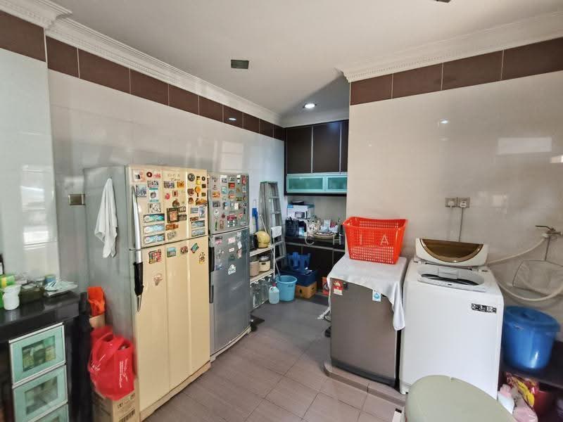 1.5-storey Terraced House for Sale in Taman Taynton View (Cheras) - Henry Chia - Kitchen - PropertyGuru.com.my
