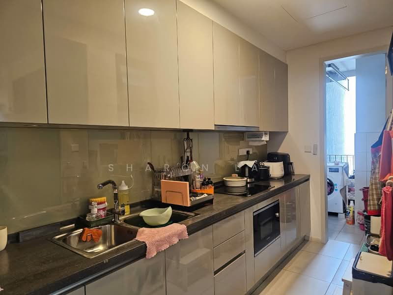 Kediaman Servis untuk Dijual di Ativo Suites @ Damansara Avenue - Sharon Lai - Kitchen - PropertyGuru.com.my